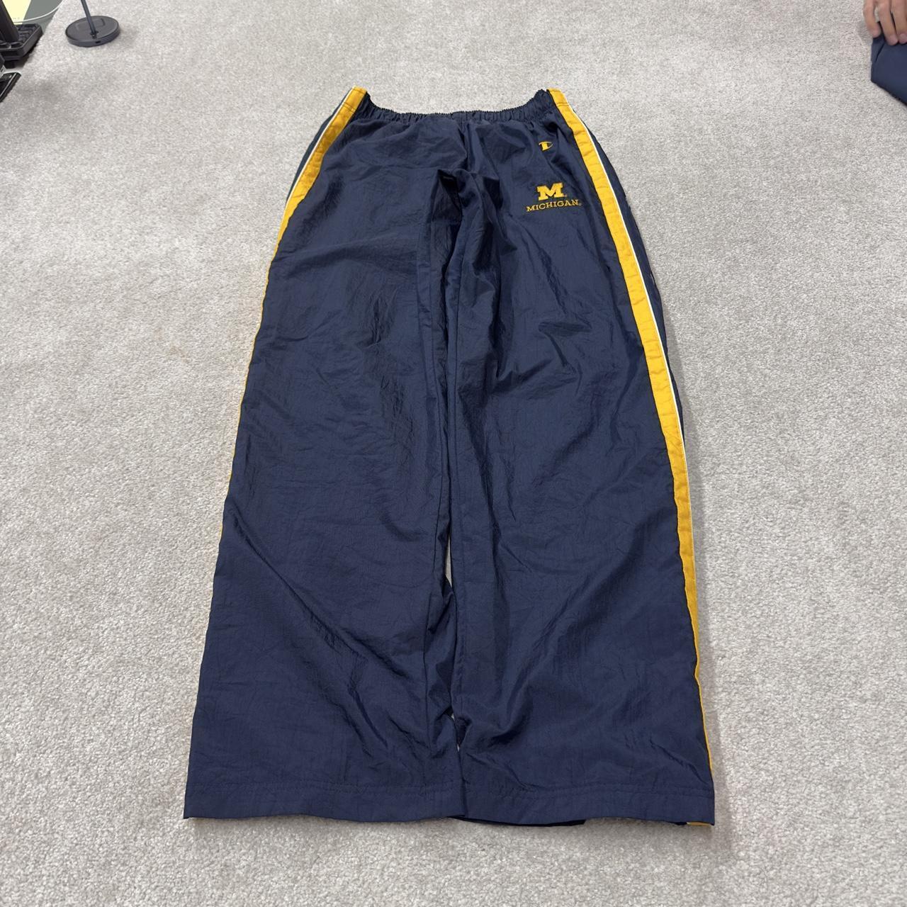 Y2K champion baggy tracksuit bottoms navy M Full leg poppers Michigan 2000s style track pants