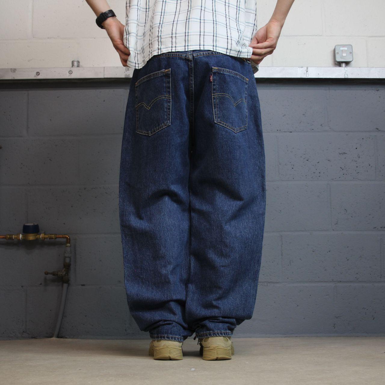 Levi’s baggy jeans 550 W38L32 blue 100% cotton 5 pocket y2k pants