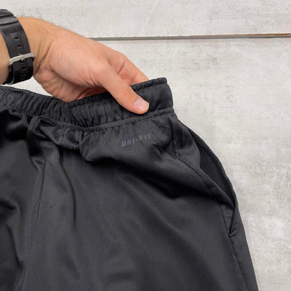 Nike Trackies Large Black y2k 00s style loose sportswear joggers embroidered Swoosh logo