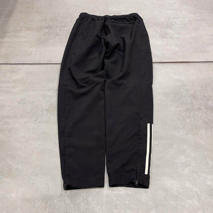 Black Adidas joggers M y2k style sportswear mesh lined track pants print logo