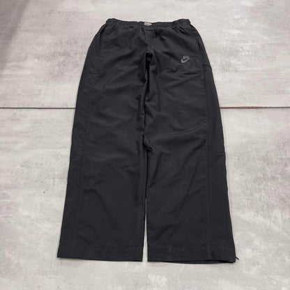 Baggy Nike Trackies M Black y2k 00s style loose wide leg joggers swoosh logo soft lining