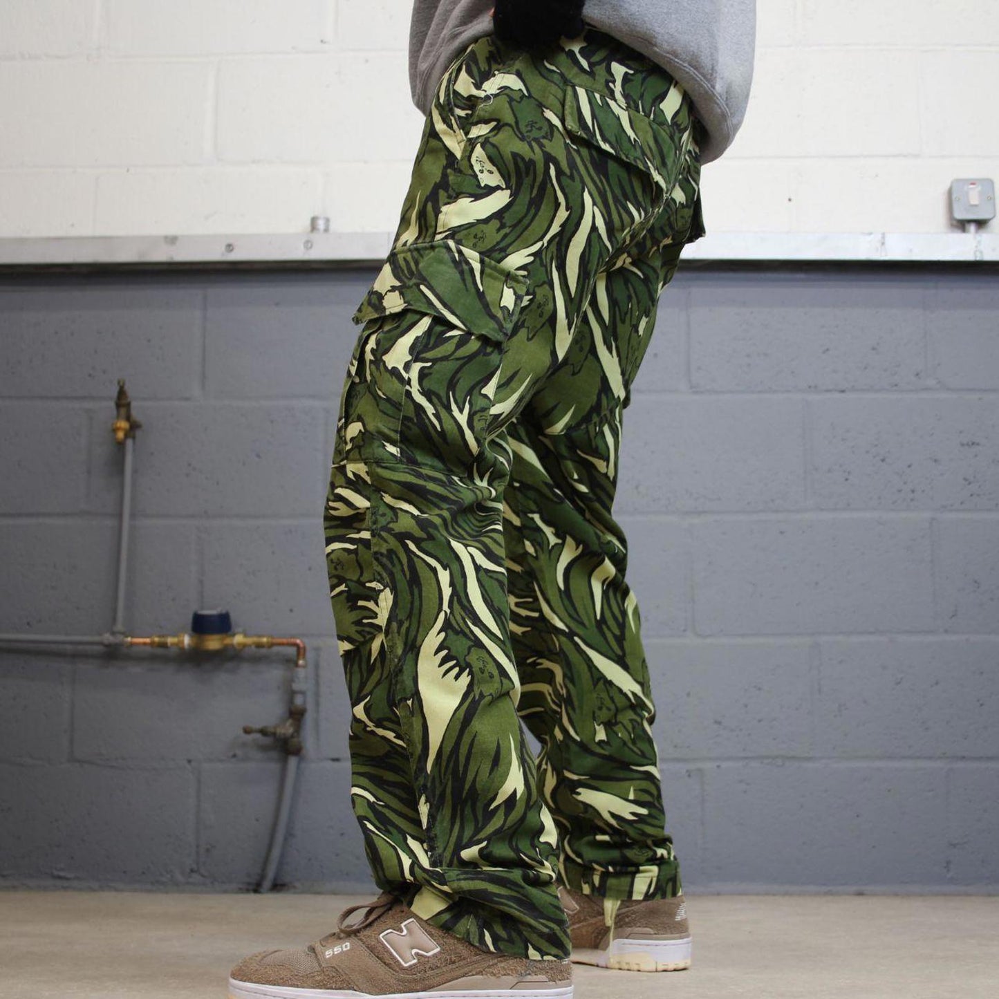 Ripndip Camo cargo pants W32L30 green camouflage skate style cargo trousers