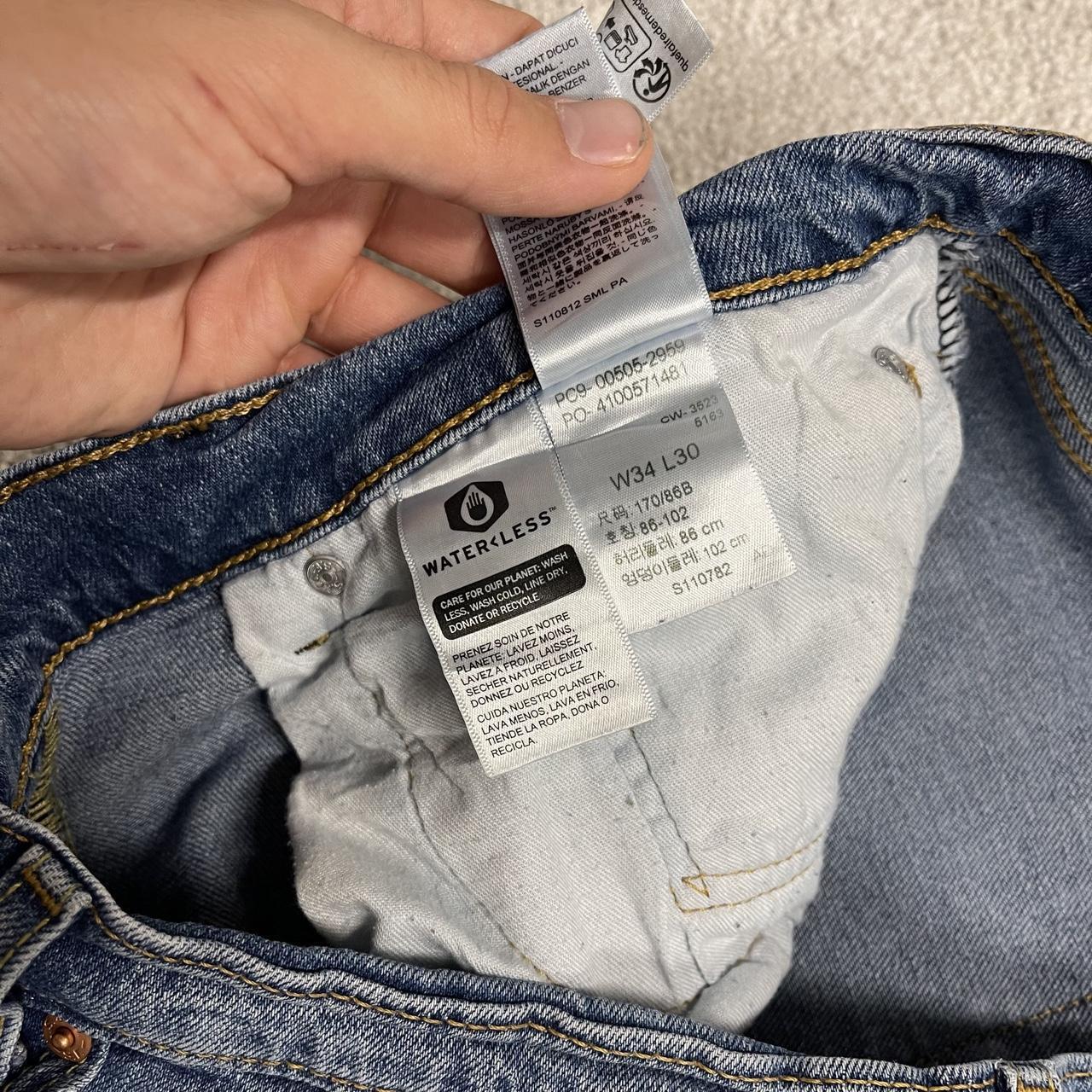 Levi’s 505 jeans Y2K W34L30 blue Levi’s straight leg surf style pants, red tab logo