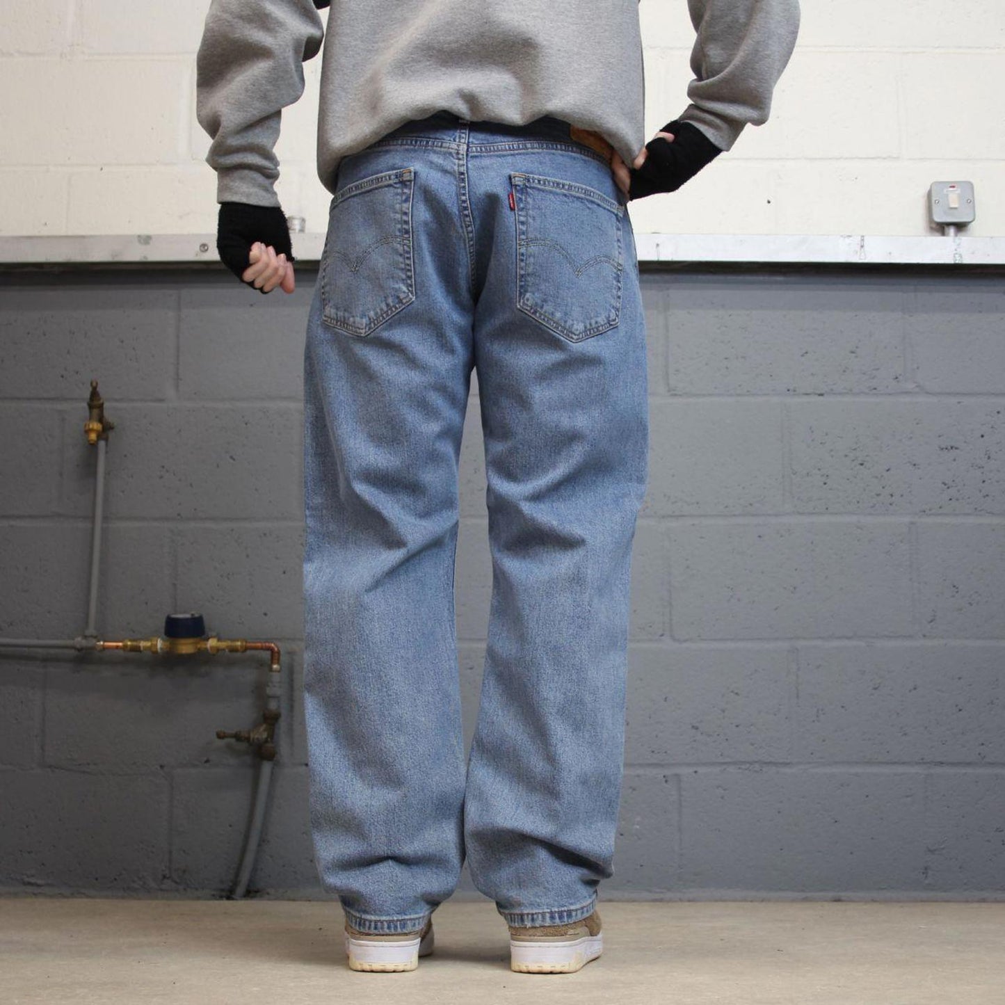 Blue Levis 505 jeans W36L29 straight leg y2k style pants red tab logo