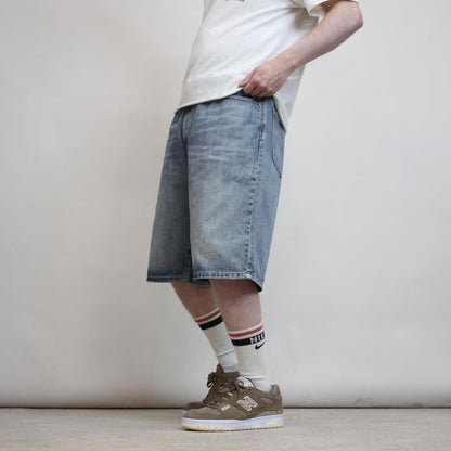 Mens Levi’s denim shorts W36