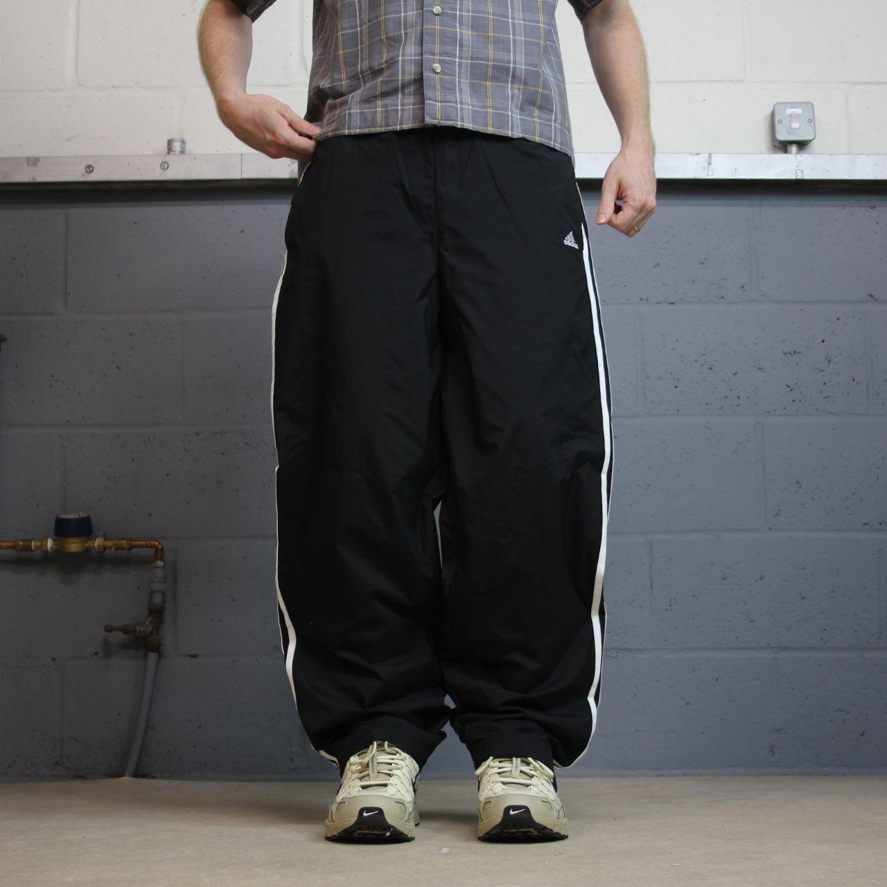 Y2K Adidas tracksuit bottoms black Medium Embroidered side stripe lined track pants