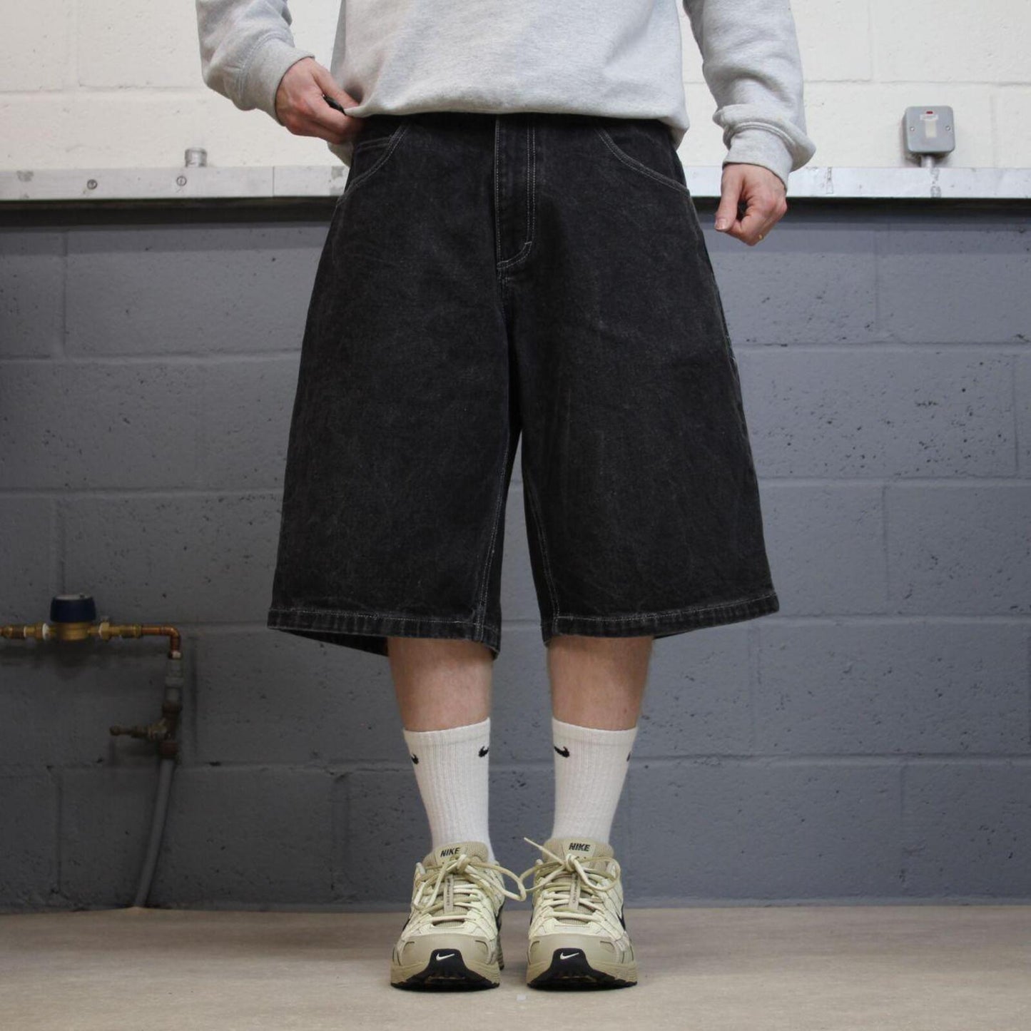 Baggy Southpole denim shorts y2k black Streetwear skater style brand surf jorts