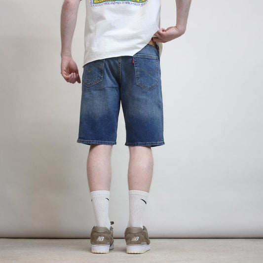 Mens Levi’s jorts W33