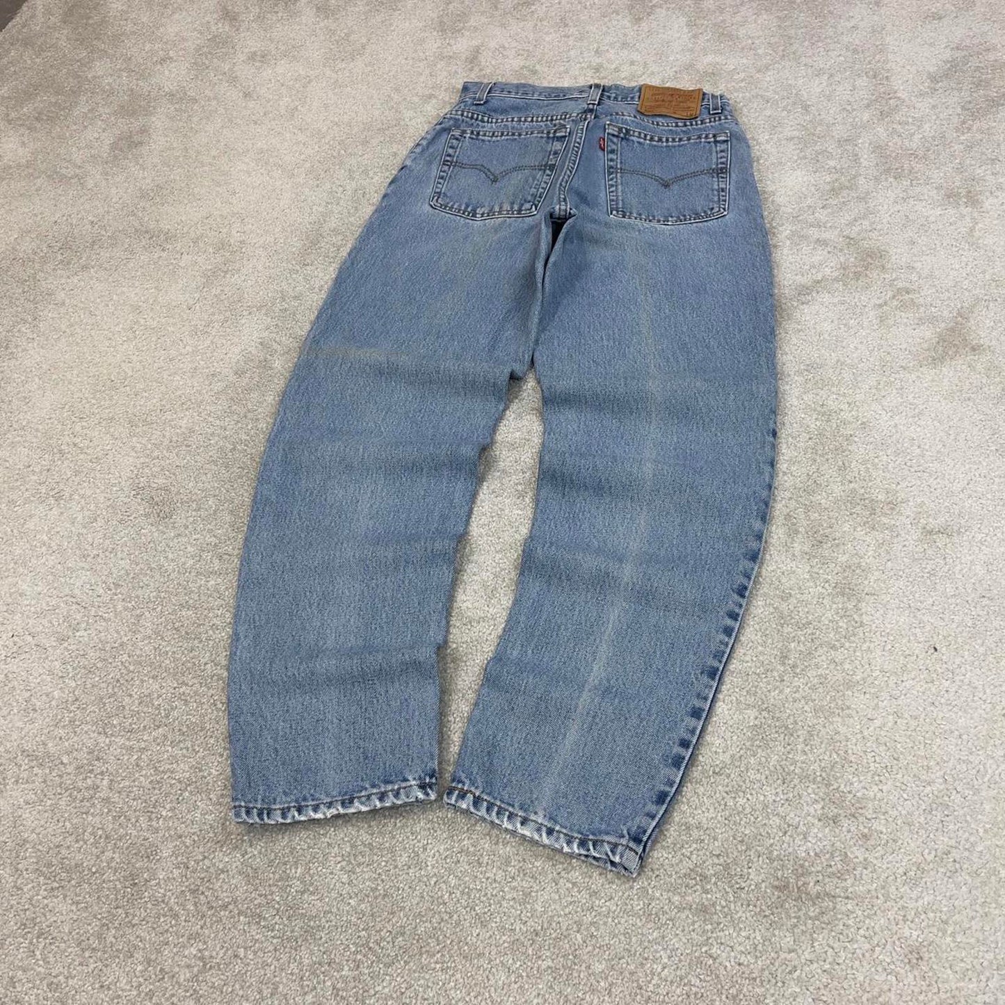Blue Levis 550 jeans size size 10 W29L32 women's y2k 90s style tapered leg relaxed fit