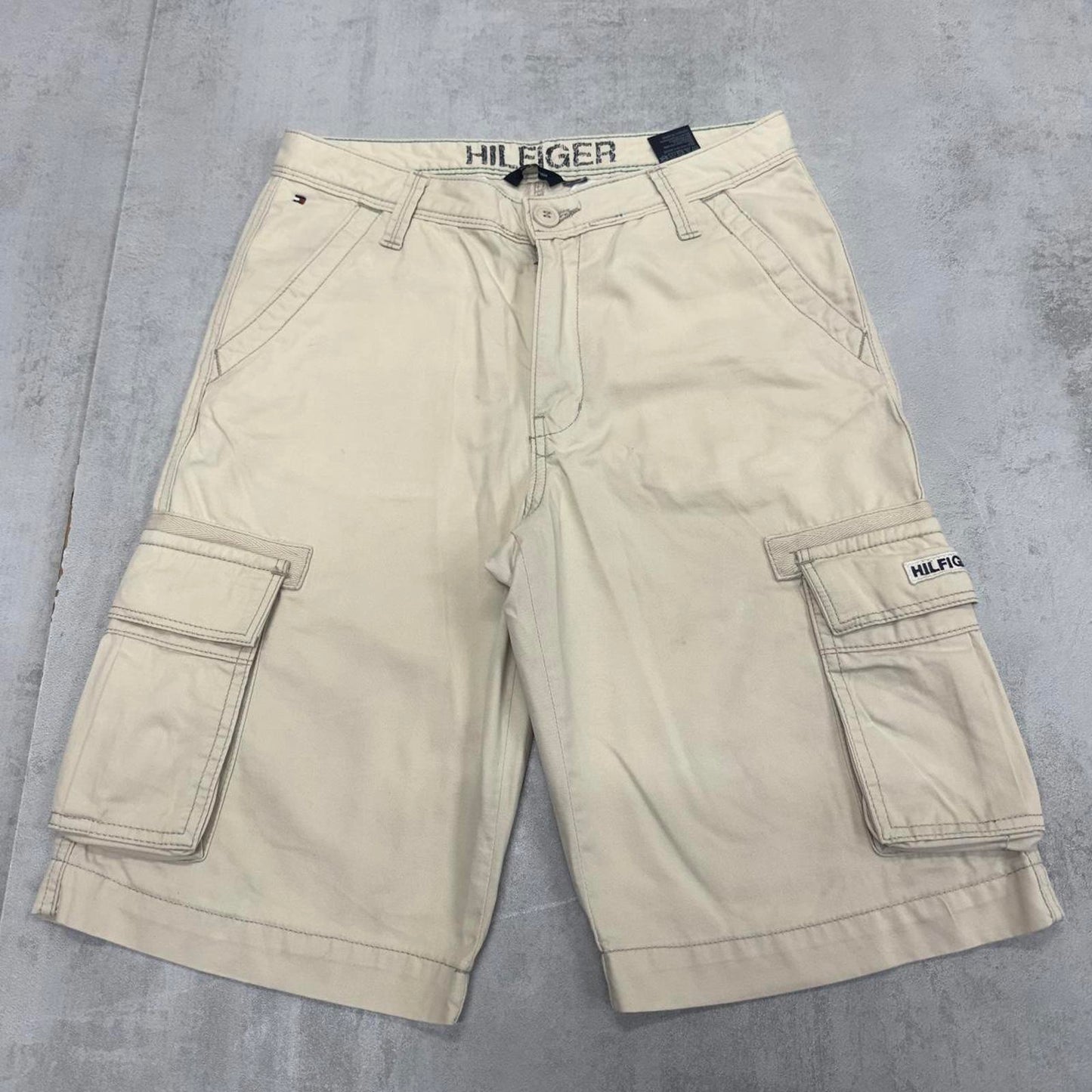 Tommy Hilfiger cargo shorts W30