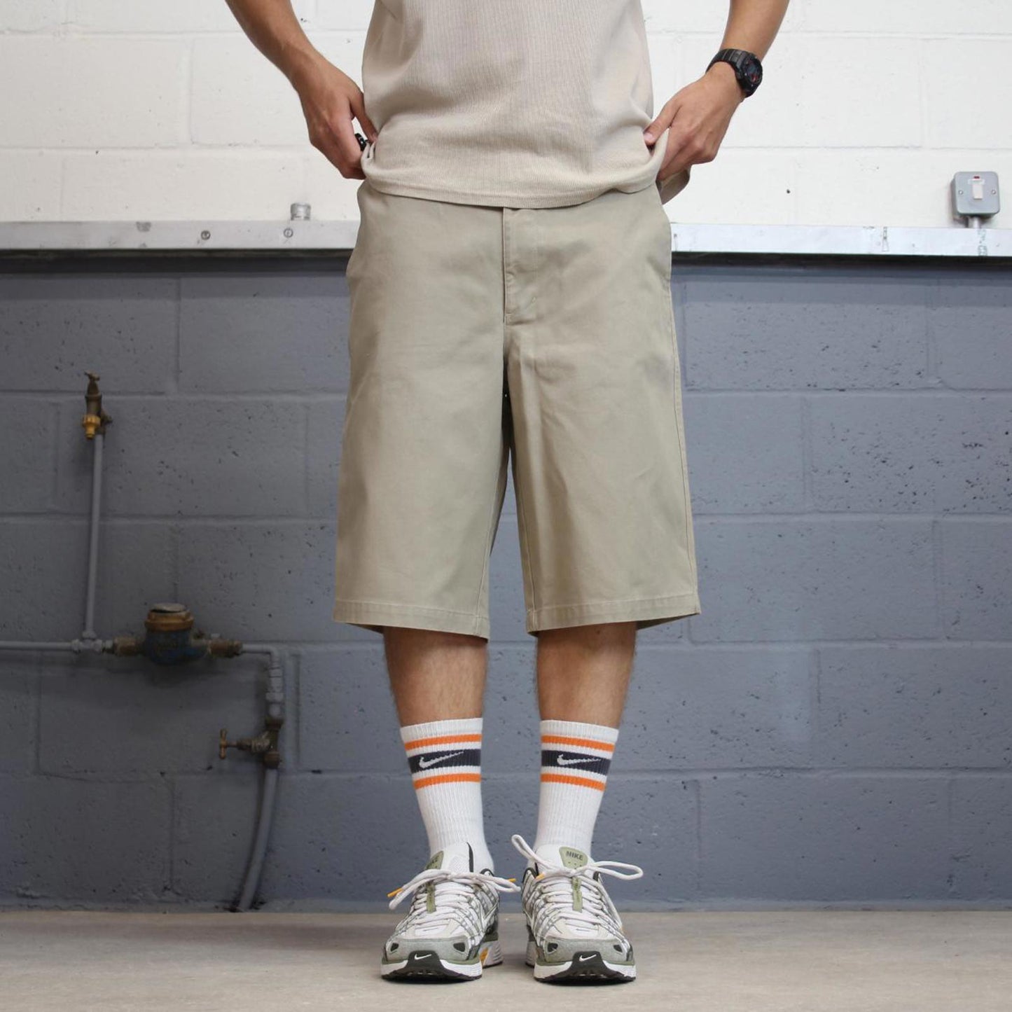 Mens Lee shorts W38