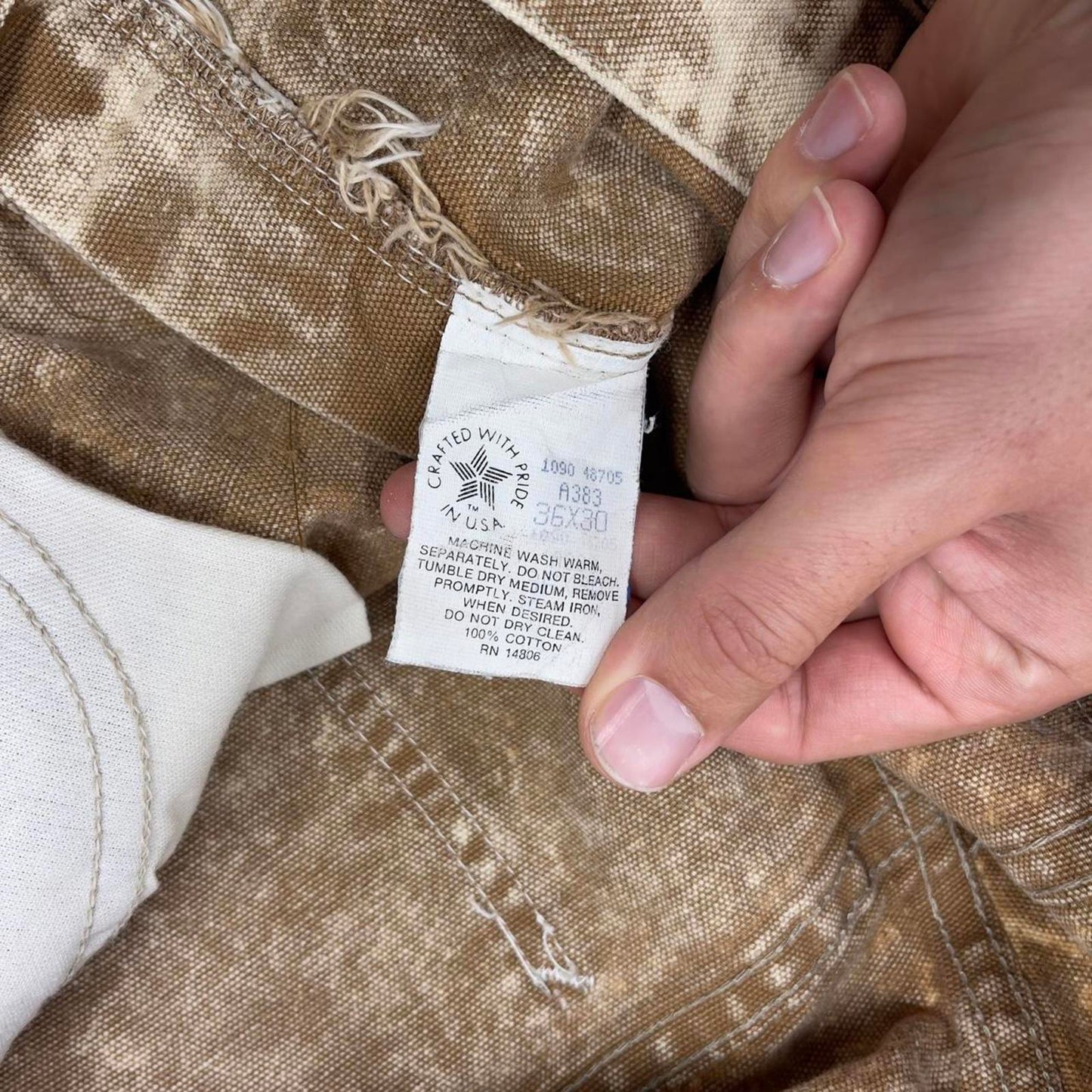 Vintage beige Carhartt jeans W34L29 loose 90s style denim skater pants