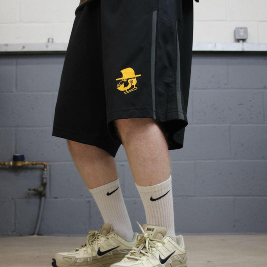 Baggy Nike sports shorts y2k long leg black Casual style comfy loose floaty summer gym shorts
