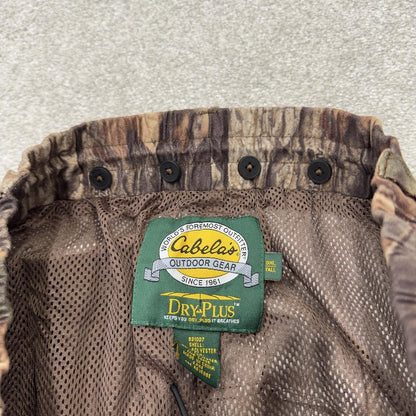 Cabela's baggy camo cargo pants wide leg Y2K khaki camouflage pattern outdoors hunting utility
