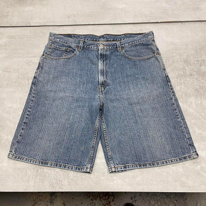 Vintage baggy Levi's 550 denim jean shorts W38