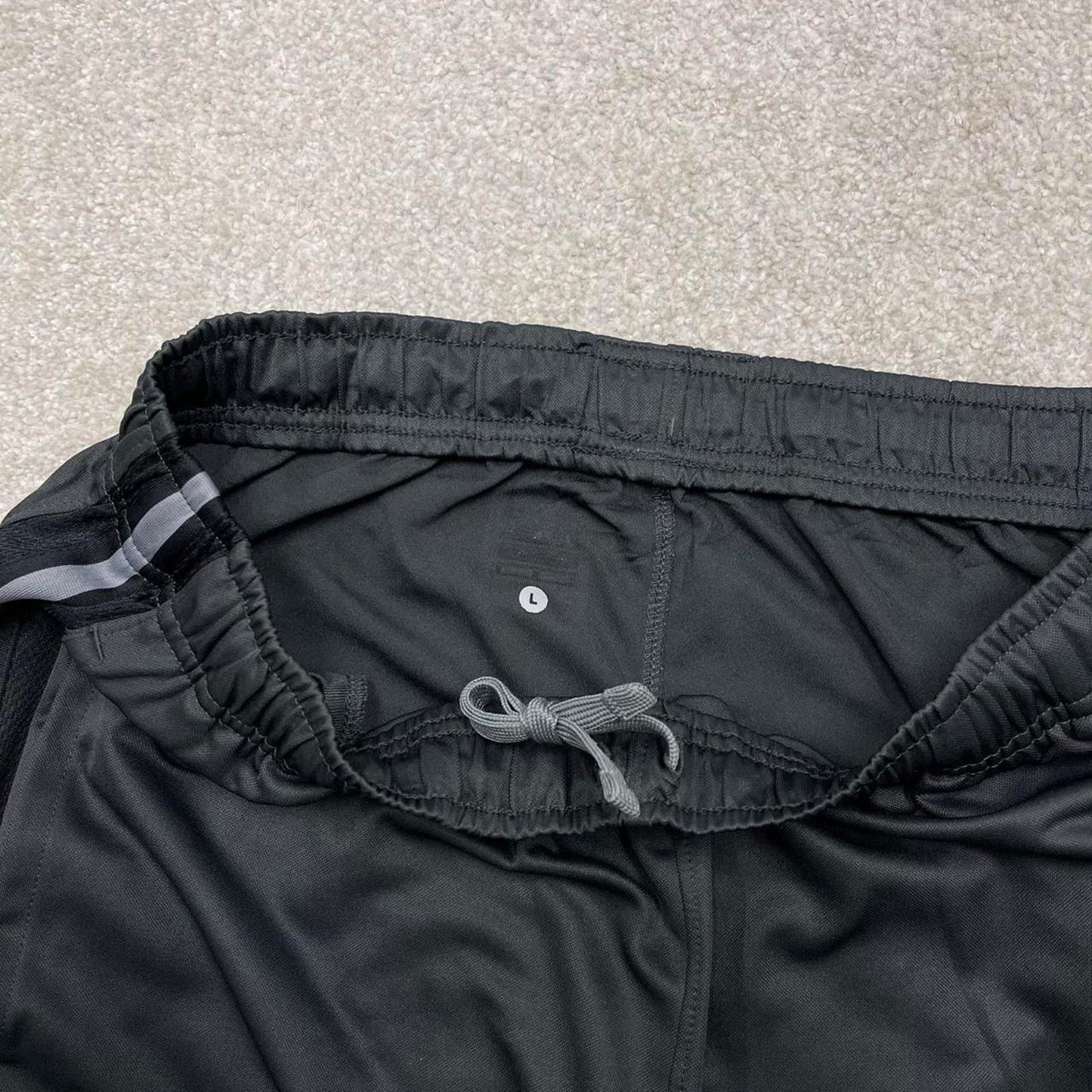 Grey baggy Nike trackies L loose y2k style joggers embroidered Swoosh logo track pants side stripes