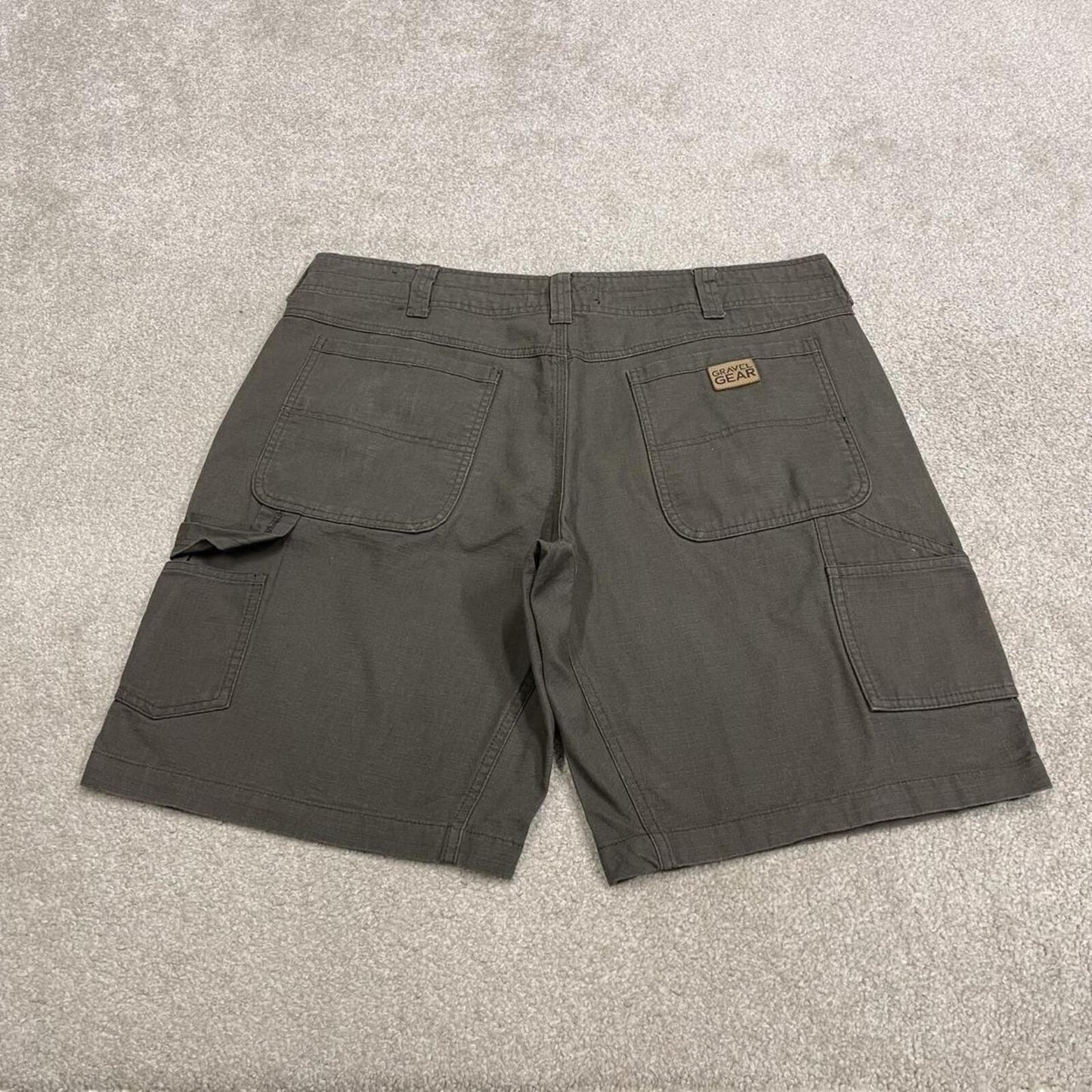 Baggy carpenter shorts utility cargo green Gravel Gear loose skater style summer shorts