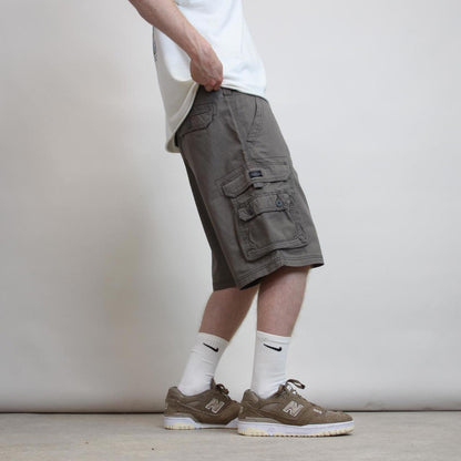 Baggy Mens Lee cargo shorts W34