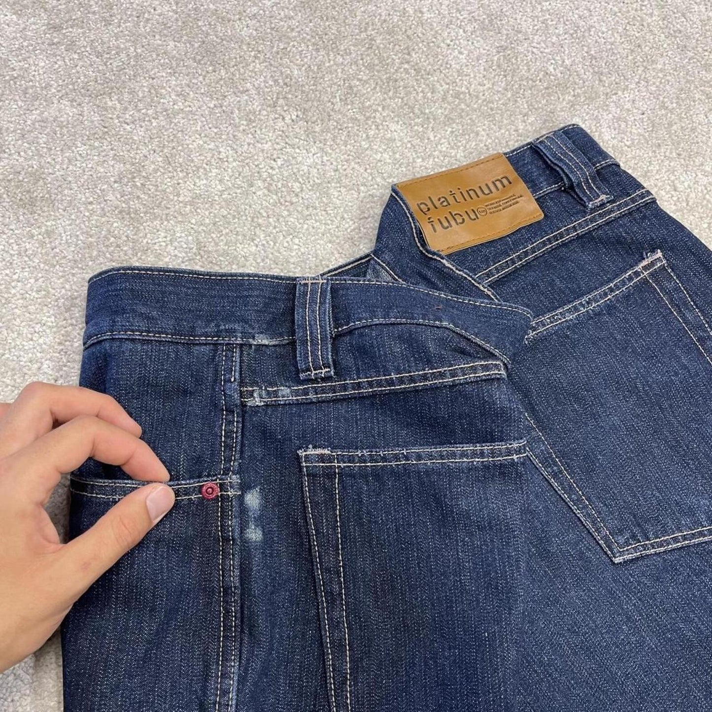 FUBU baggy denim carpenter shorts y2k navy Thick denim cargo festival shorts with details