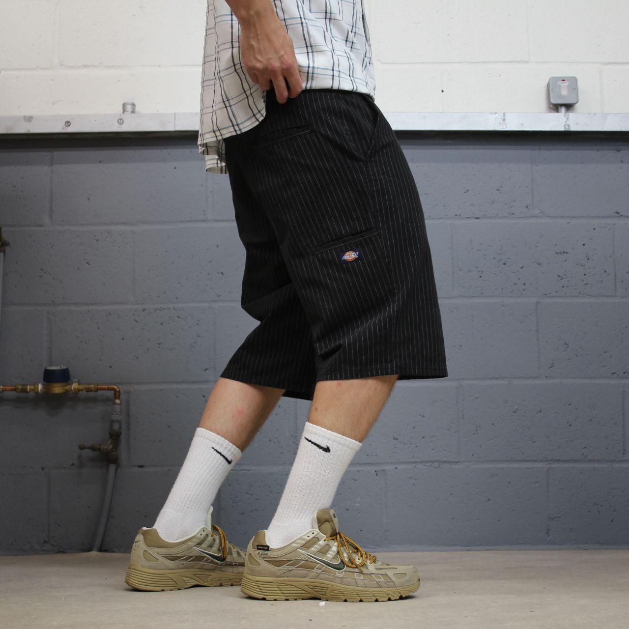 Dickies striped chino shorts carpenter black Chino style skater shorts long loose leg festival