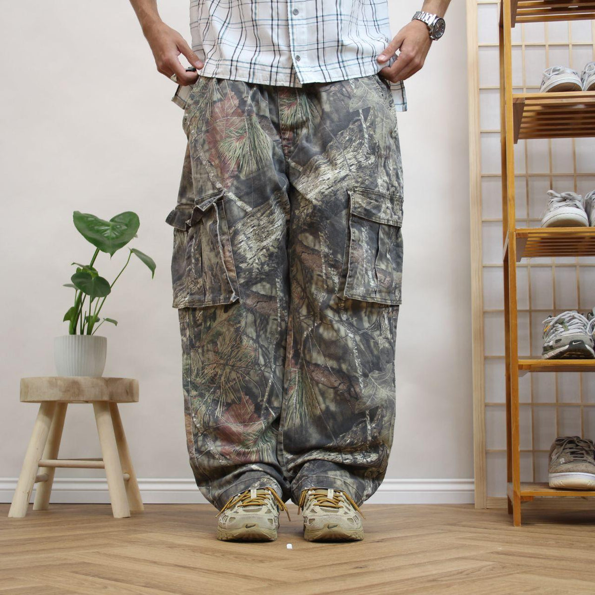 Vintage baggy mossy oak camo cargo pants Loose leg camouflage utility combat hunting trousers