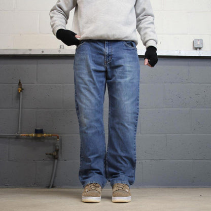 Vintage Carhartt jeans blue denim W36L30 90s skater style straight leg 5 pocket jeans workwear