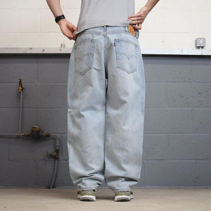 Baggy Levis 550 jeans W38 L30 blue loose 90s relaxed style skater jeans red tab logo