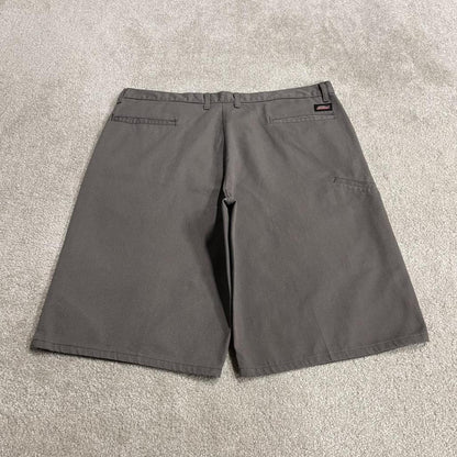 Dickies baggy chino shorts carpenter grey Chino style skater shorts long loose fit festival