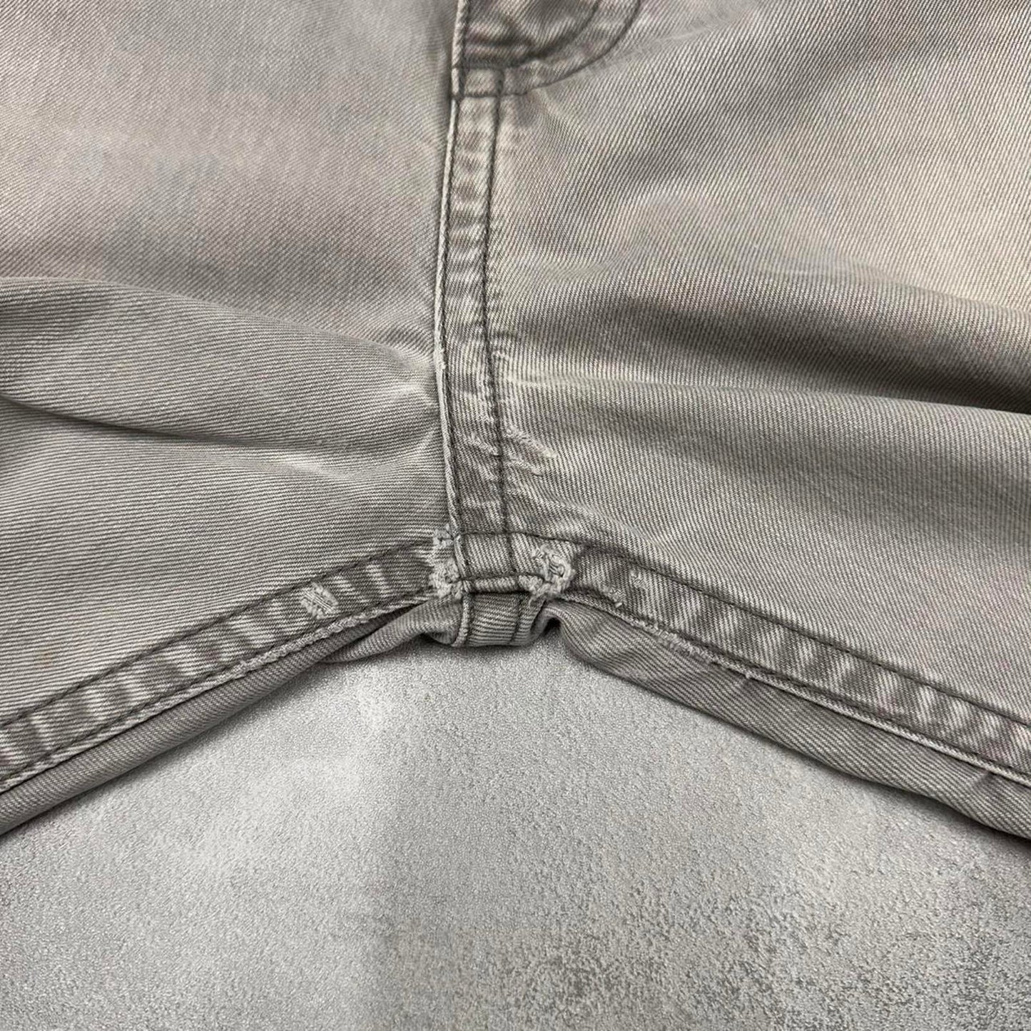 Carhartt shorts W34
