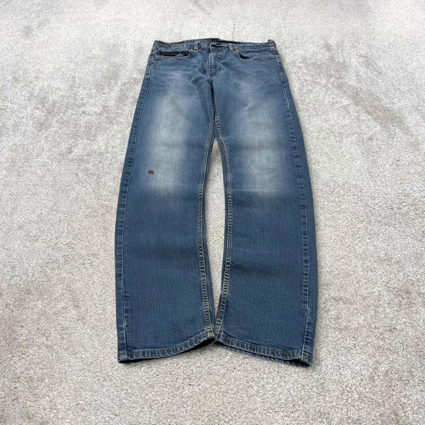 Vintage y2k Levi's 505 jeans blue Straight leg denim pants red tab logo