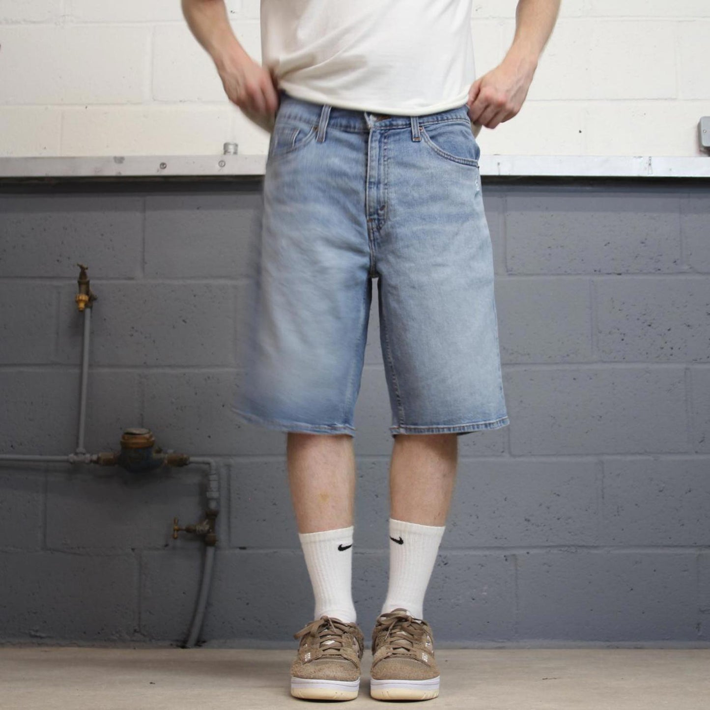 Mens Signature Levi’s shorts W36