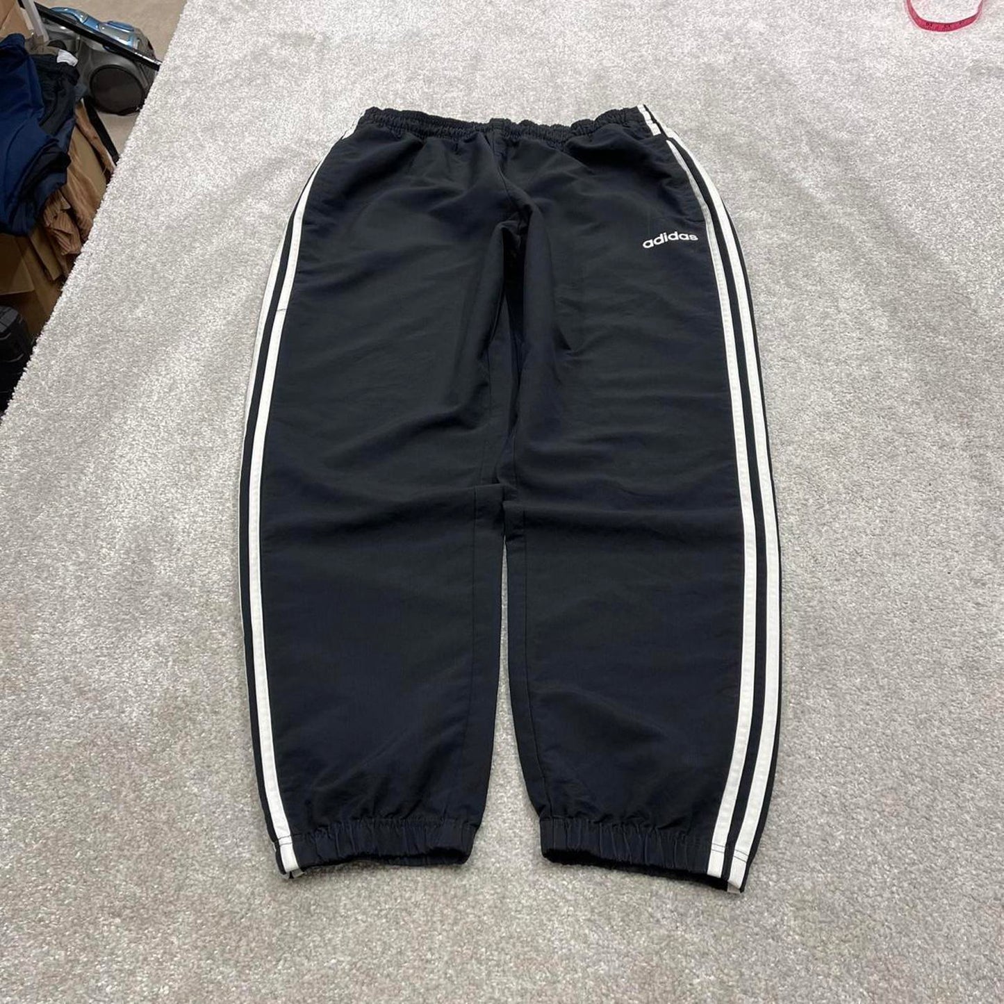 00s y2k Adidas tracksuit bottom XL black loose sporty style trackies side stripe track pants