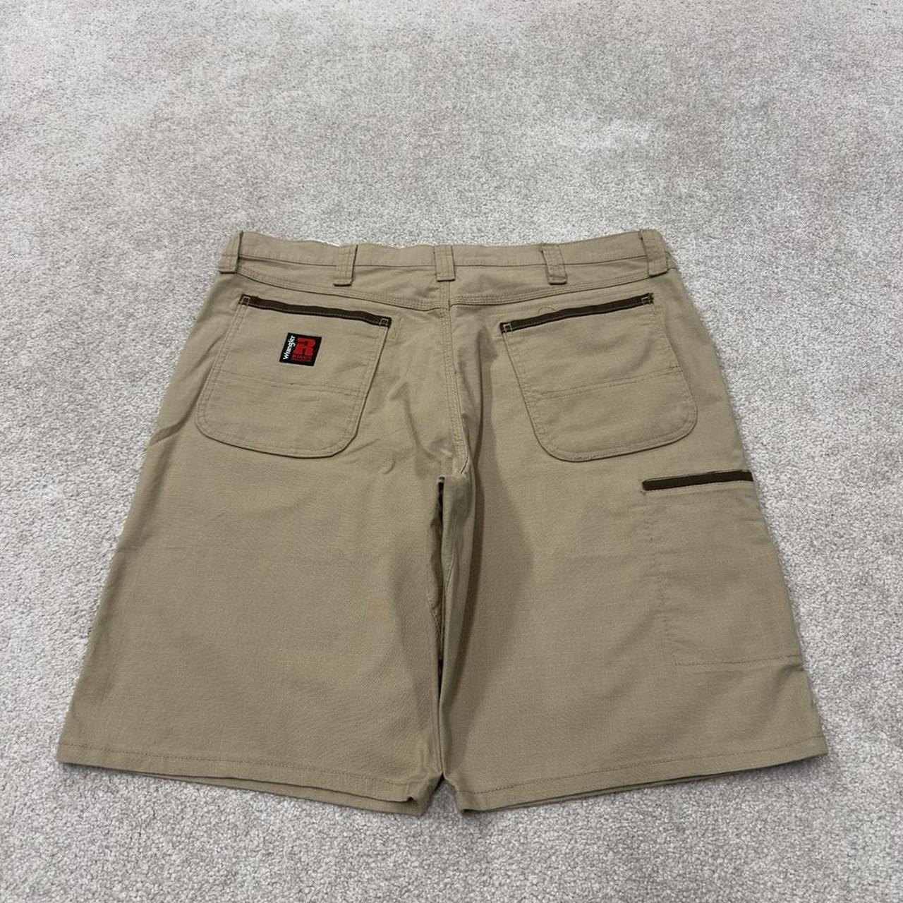 Wrangler baggy cargo shorts carpenter khaki Loose leg skater style summer jorts