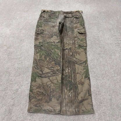 Cabela's Realtree camo cargo pants Y2K khaki camouflage pattern outdoors hunting utility trousers