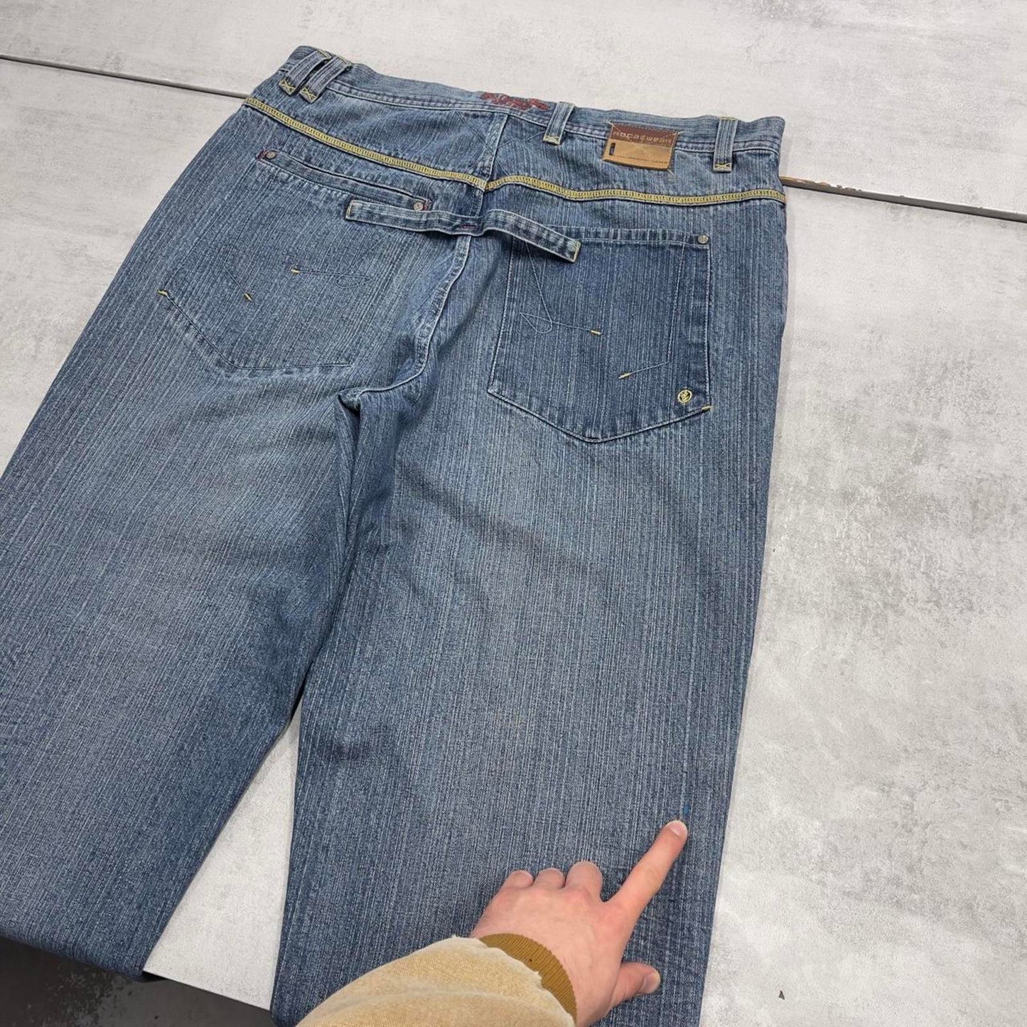 Vintage Rocawear baggy jeans W36L33