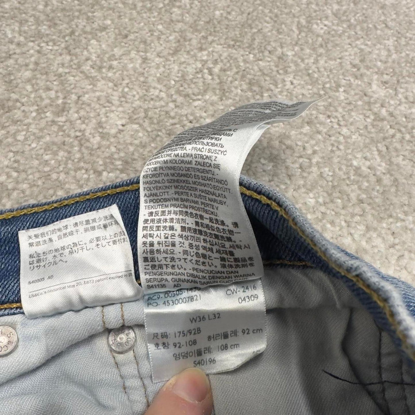 Blue Levis 505 jeans W36L30 straight leg y2k style pants red tab logo
