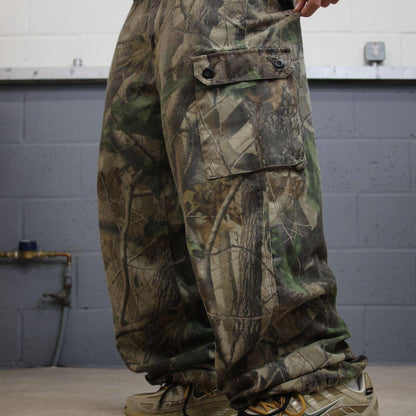 Liberty baggy camo cargo pants khaki Loose leg camouflage Y2K hunting style trousers