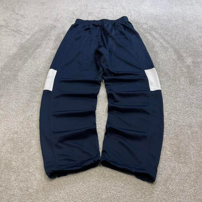 Navy loose Nike trackies M y2k vintage style joggers Swoosh logo track pants