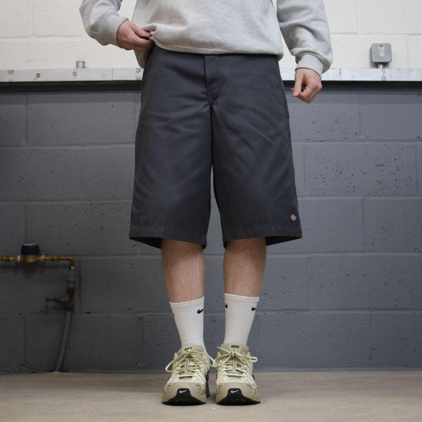 Dickies baggy carpenter shorts grey Twill chino skater style shorts wide long leg