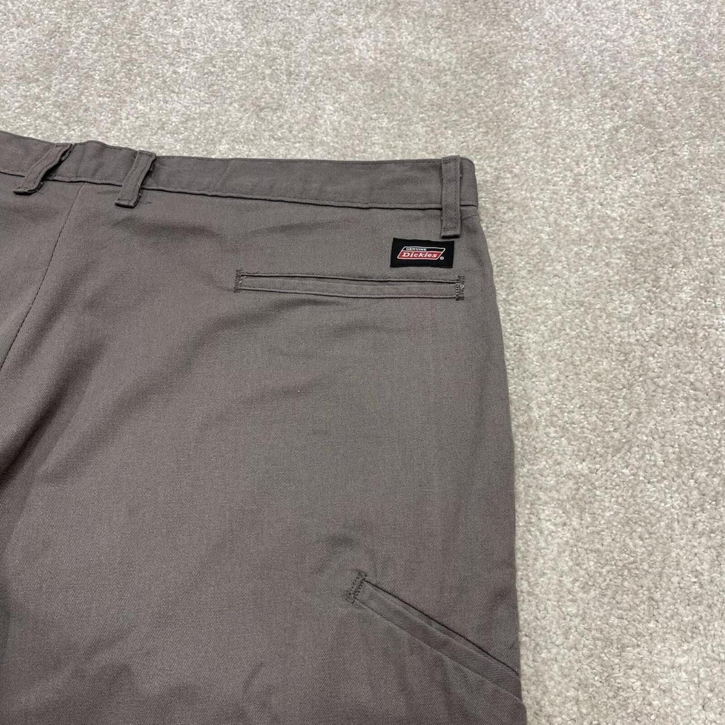 Y2k Dickies chino shorts W40 skater style grey