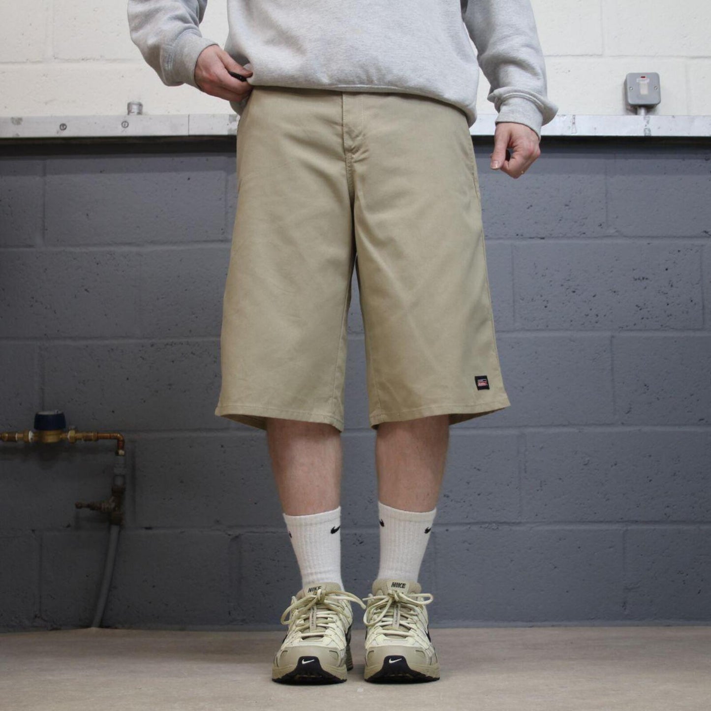 Dickies carpenter shorts long leg khaki Twill chino skater style shorts loose long leg