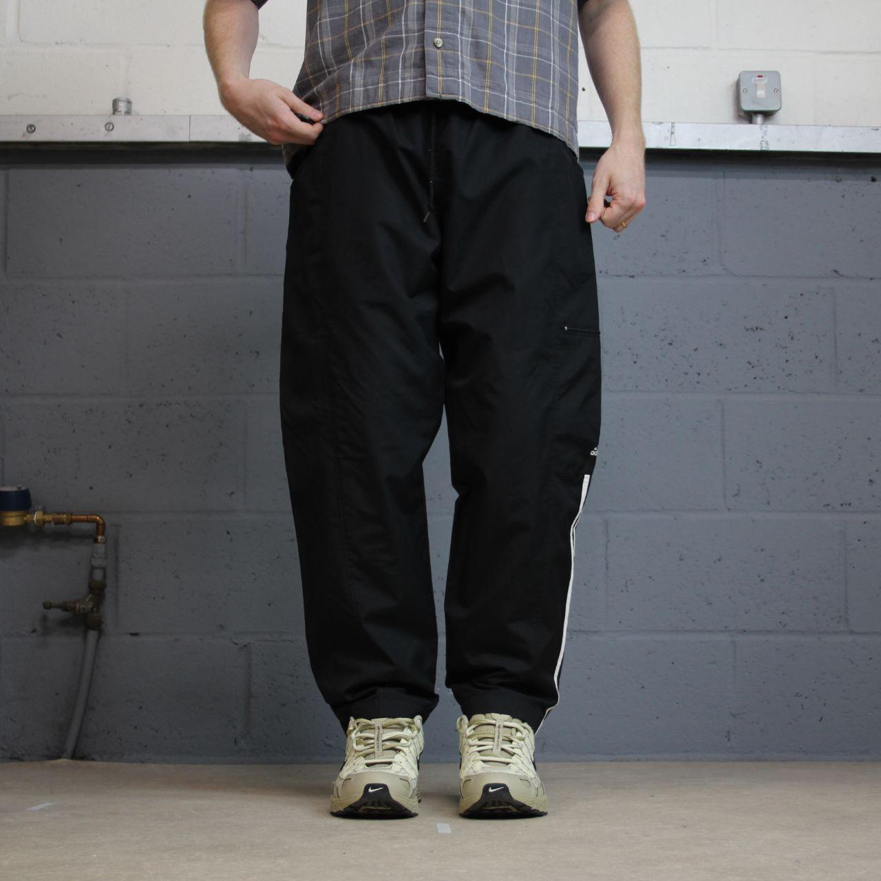 Baggy Y2K Adidas tracksuit bottoms black Embroidered side stripe track pants