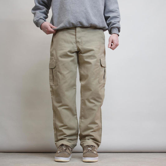 Dickies cargo pants W34 L32 beige slim straight cargos patch logo