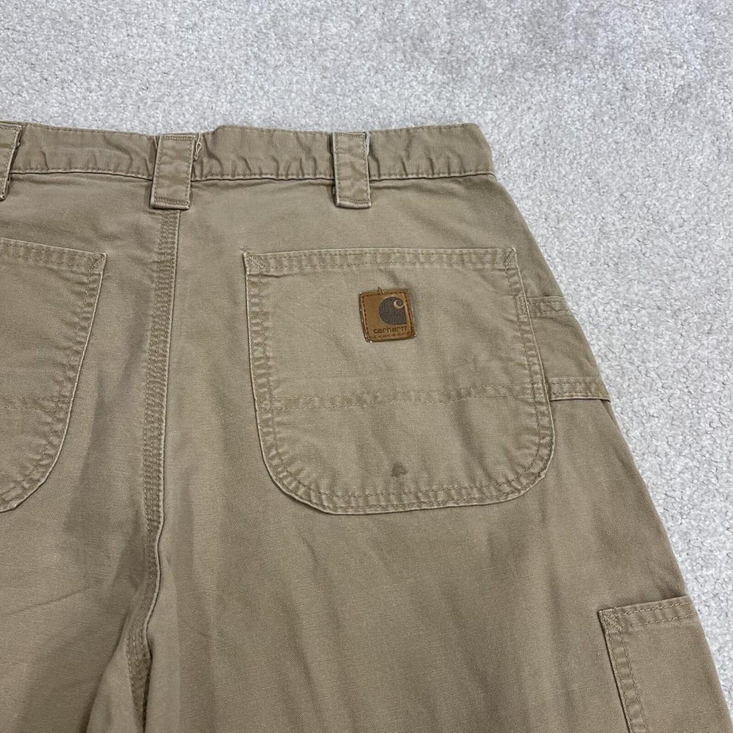 Carhartt baggy cargo shorts carpenter Khaki tan Loose fit canvas skater style work shorts