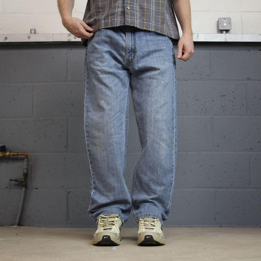 Levi’s 505 jeans Y2K blue denim Levi’s straight leg 2000s style pants red tab logo