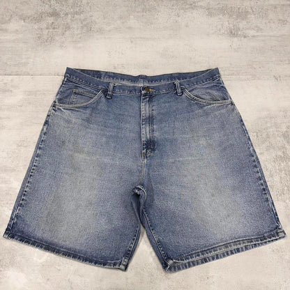 Mens baggy Wrangler jorts W40