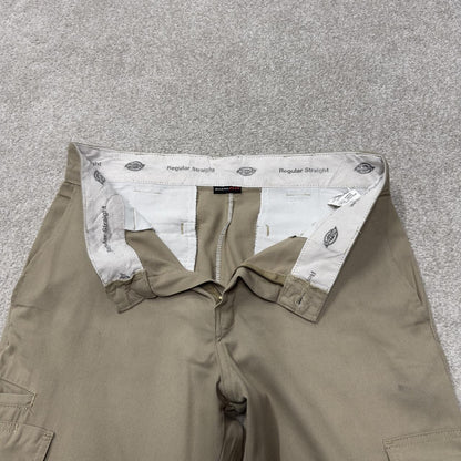 Dickies cargo utility pants W32L30 khaki straight fit chino work skate trousers