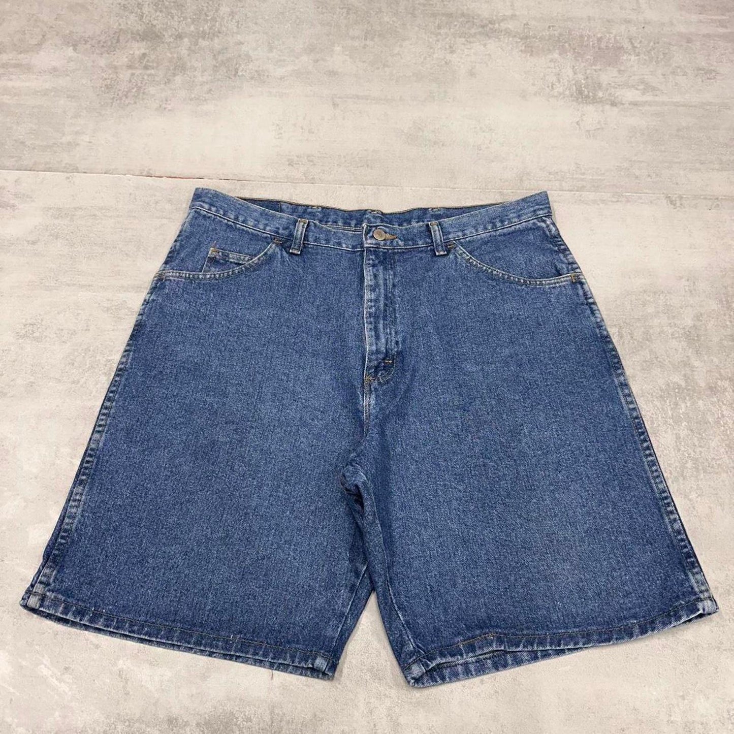Mens baggy Wrangler jorts W38