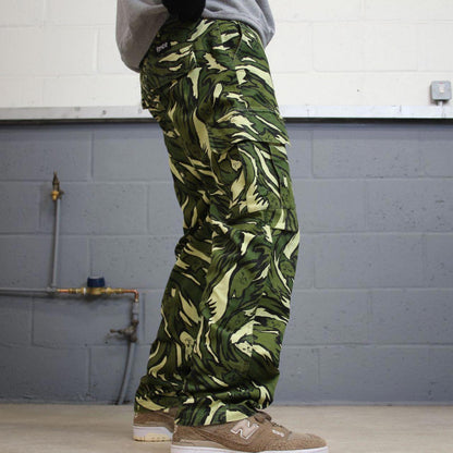 Ripndip Camo cargo pants W32L30 green camouflage skate style cargo trousers