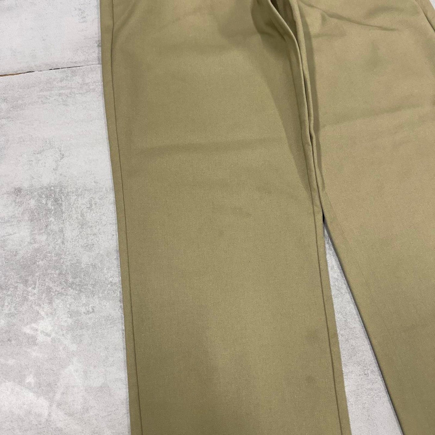 Khaki Dickies Pants W32L30 loose twill chino 90s style skater pants